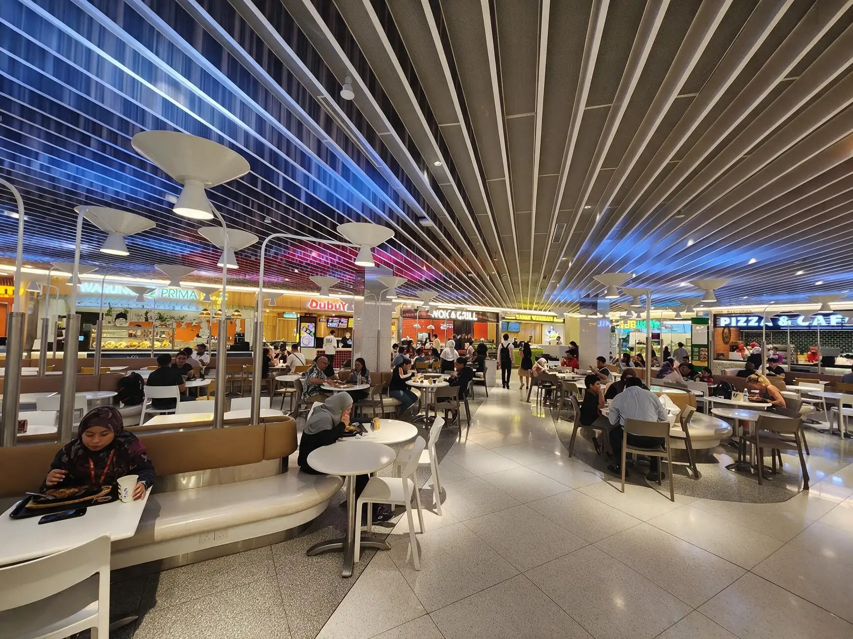 Grid metal ceilings in retail space